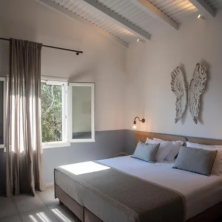 Avali Luxury *