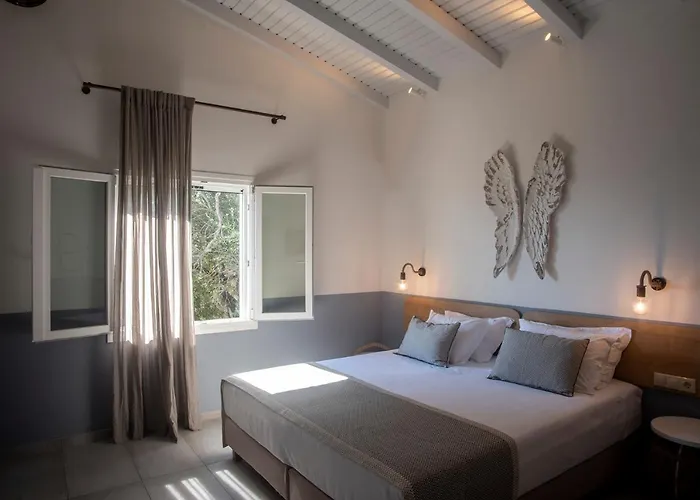 Avali Luxury *